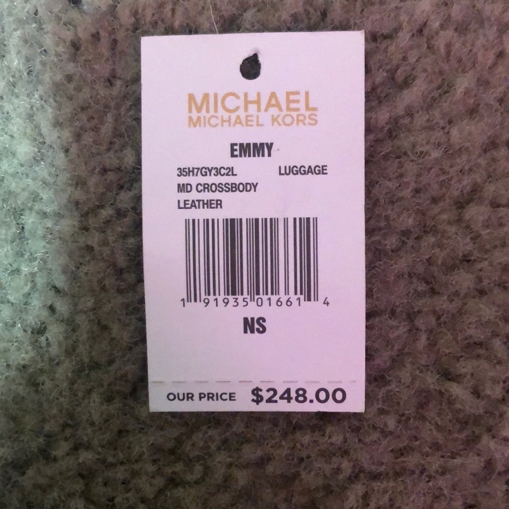 Michael Kors Crossbody 💕💕 - Picture 3 of 3